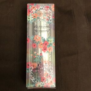 Jill Stuart Lip Blossom Lipstick 110 Royal Swt Pea